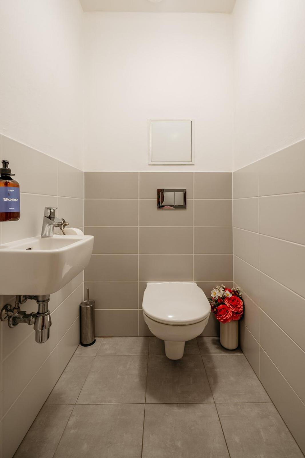 Prague Days - Bright Apartment - Balcony - Private Parking Екстериор снимка