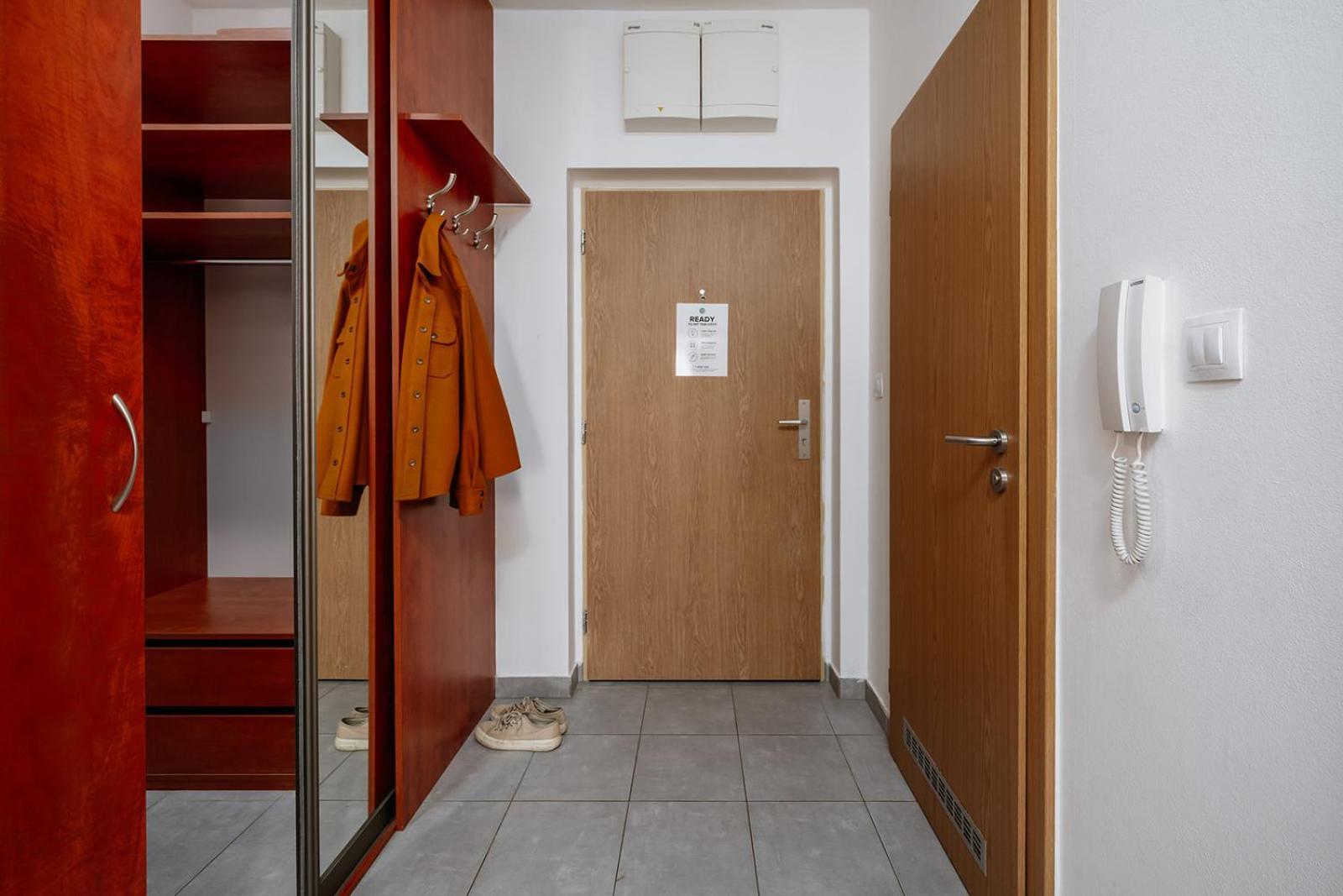 Prague Days - Bright Apartment - Balcony - Private Parking Екстериор снимка